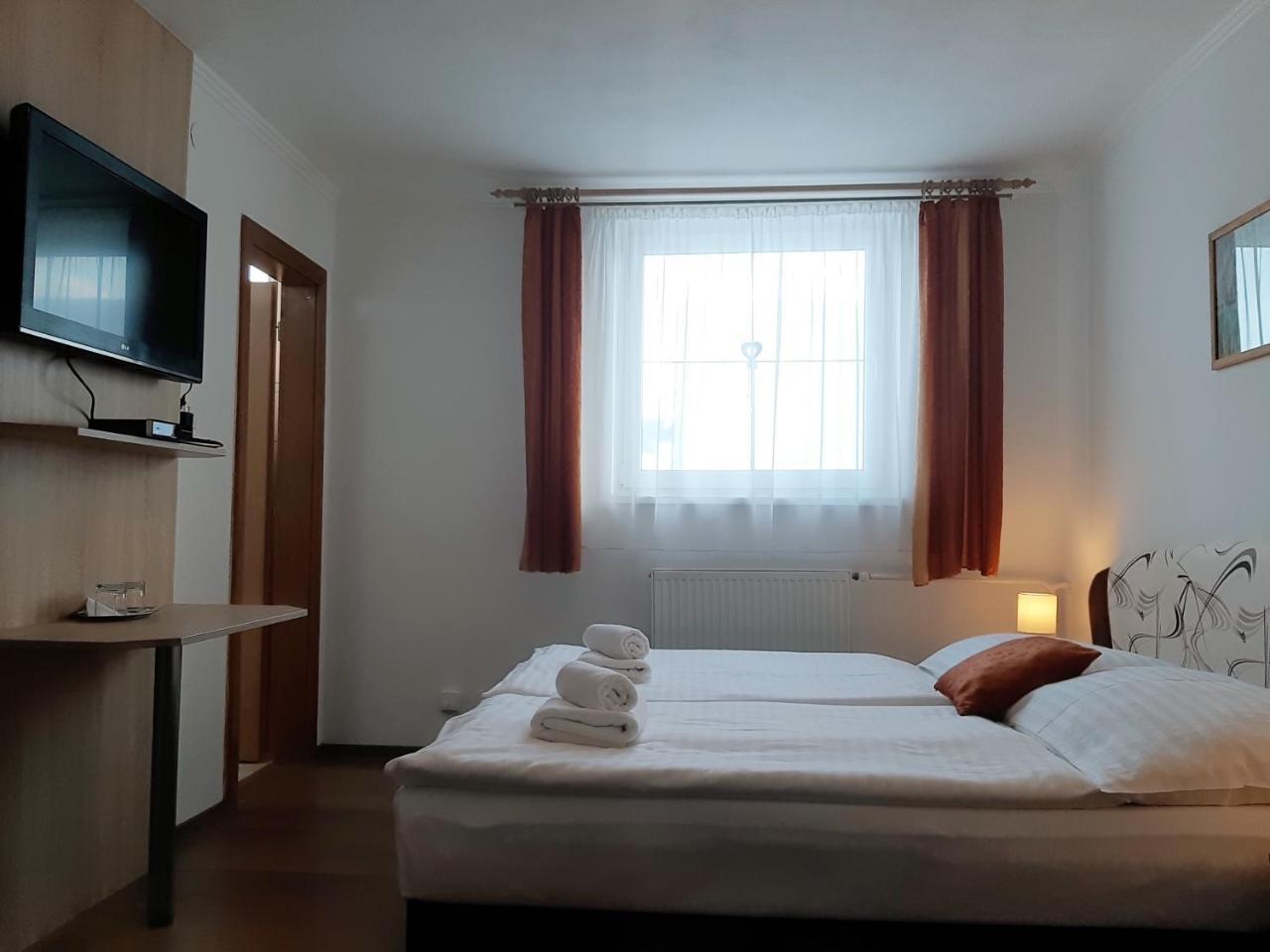 Penzion Lúčky Buitenkant foto